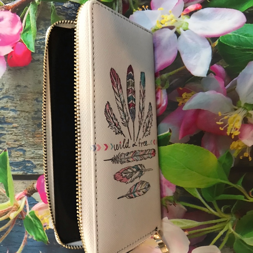New Feather Design Wallet - Picture 4 of 9